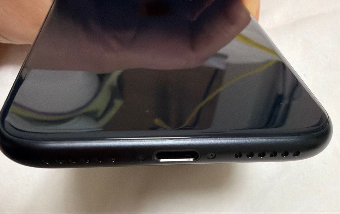 iPhone SE（第3世代）64GB ミッドナイト SIMフリー