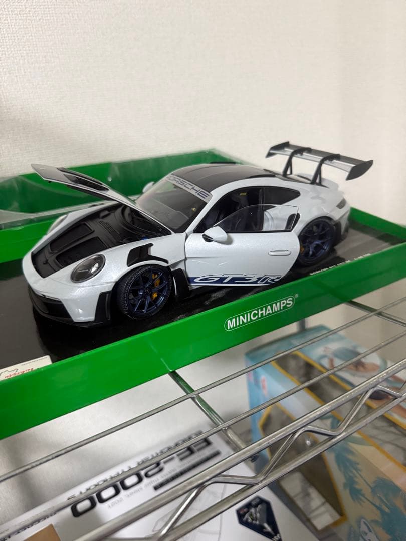 最安　限定品　1/18 ミニチャンプス　ポルシェ911 GT3 RS