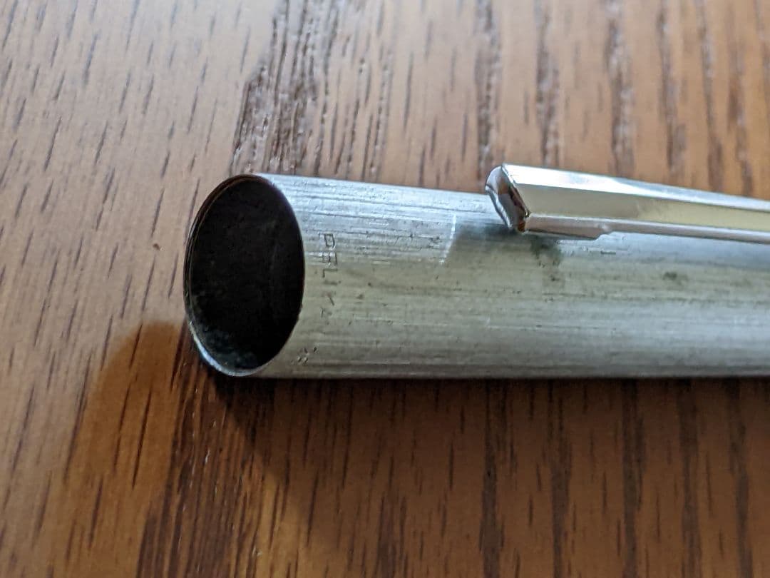 シルバー 万年筆 キャップ式　ヒロヒロ様