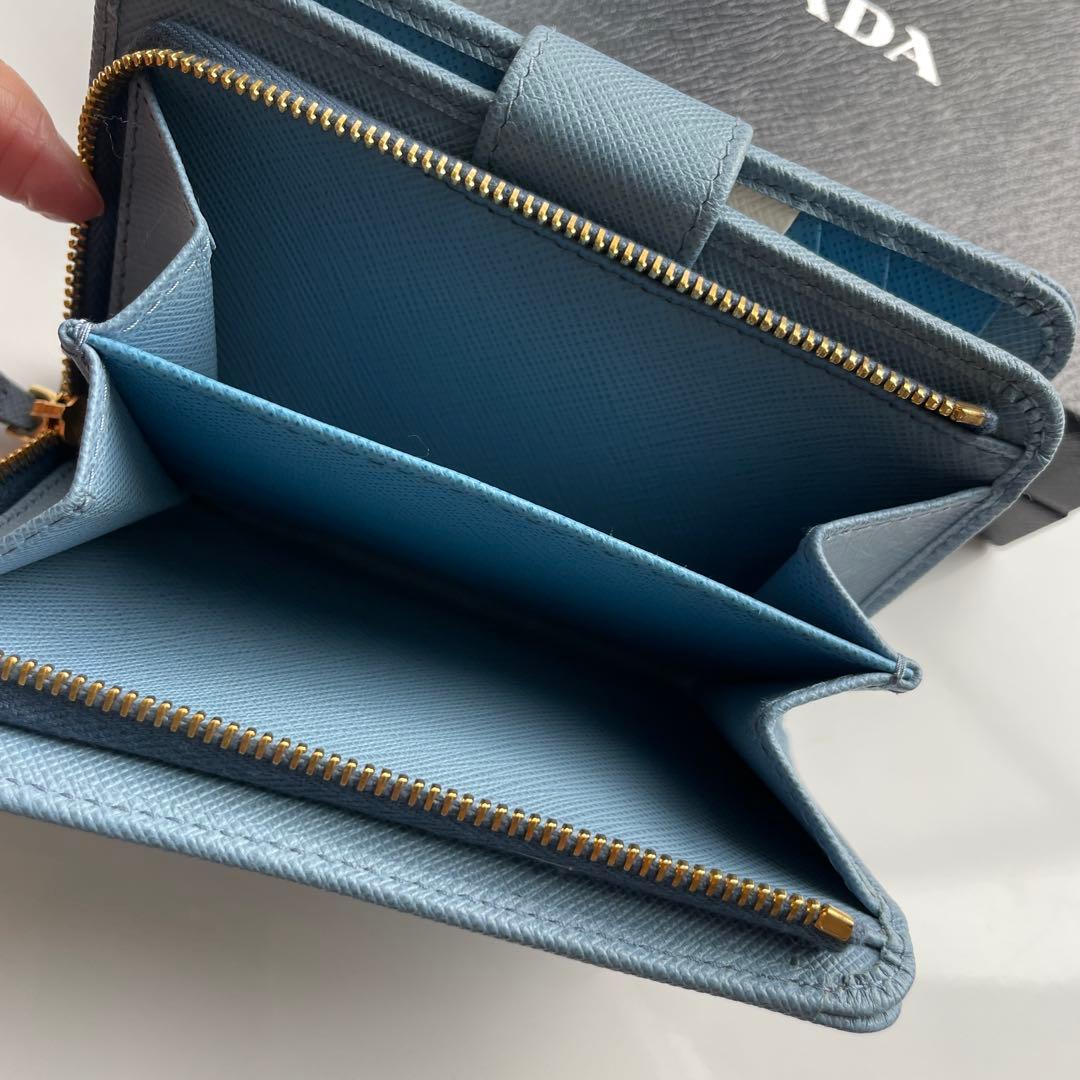 ★PRADA★正規品　二つ折り財布 バイカラーブルー