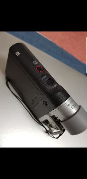 デジタルHDビデオカメラレコーダー

HDR-MV1