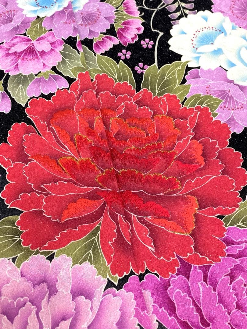 振袖 仮絵羽 銀通し 刺繍 紋意匠 牡丹 藤 正絹 未仕立て品 八掛付き