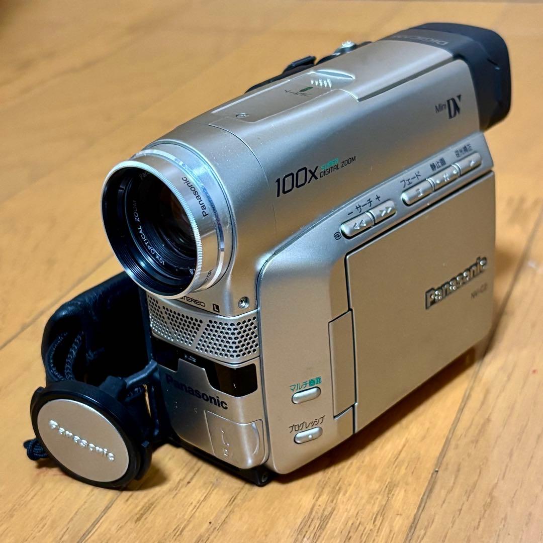 miniDVダビングに！デジタルビデオカメラPanasonic NV-C2