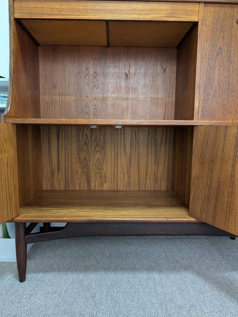 g-plan ハイサイドボード　木製ミッドセンチュリーモダンキャビネット