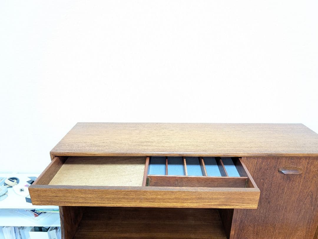 g-plan ハイサイドボード　木製ミッドセンチュリーモダンキャビネット