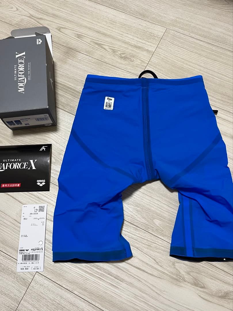 arena アクアフォースX 高速水着　Mサイズ　新品未使用