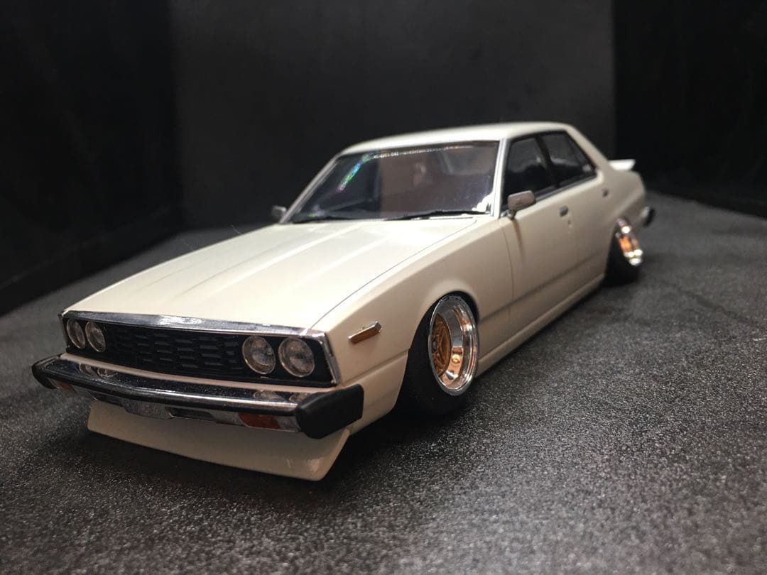 旧車プラモデル完成品1／２４フジミスカイラインジャパン