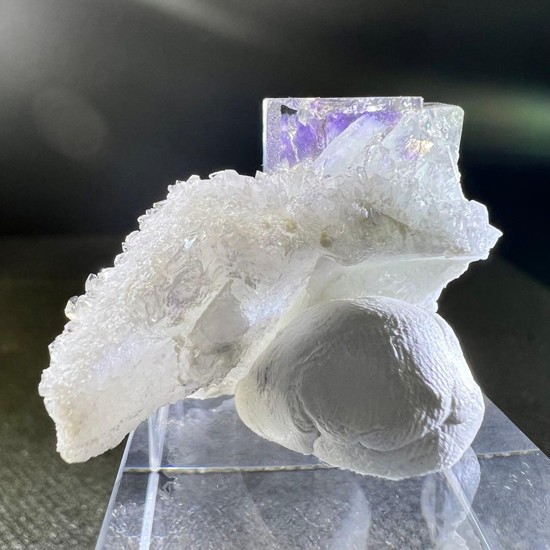 福建省産　クォーツクラスター共生　パープルゾーニング　クリアフローライト