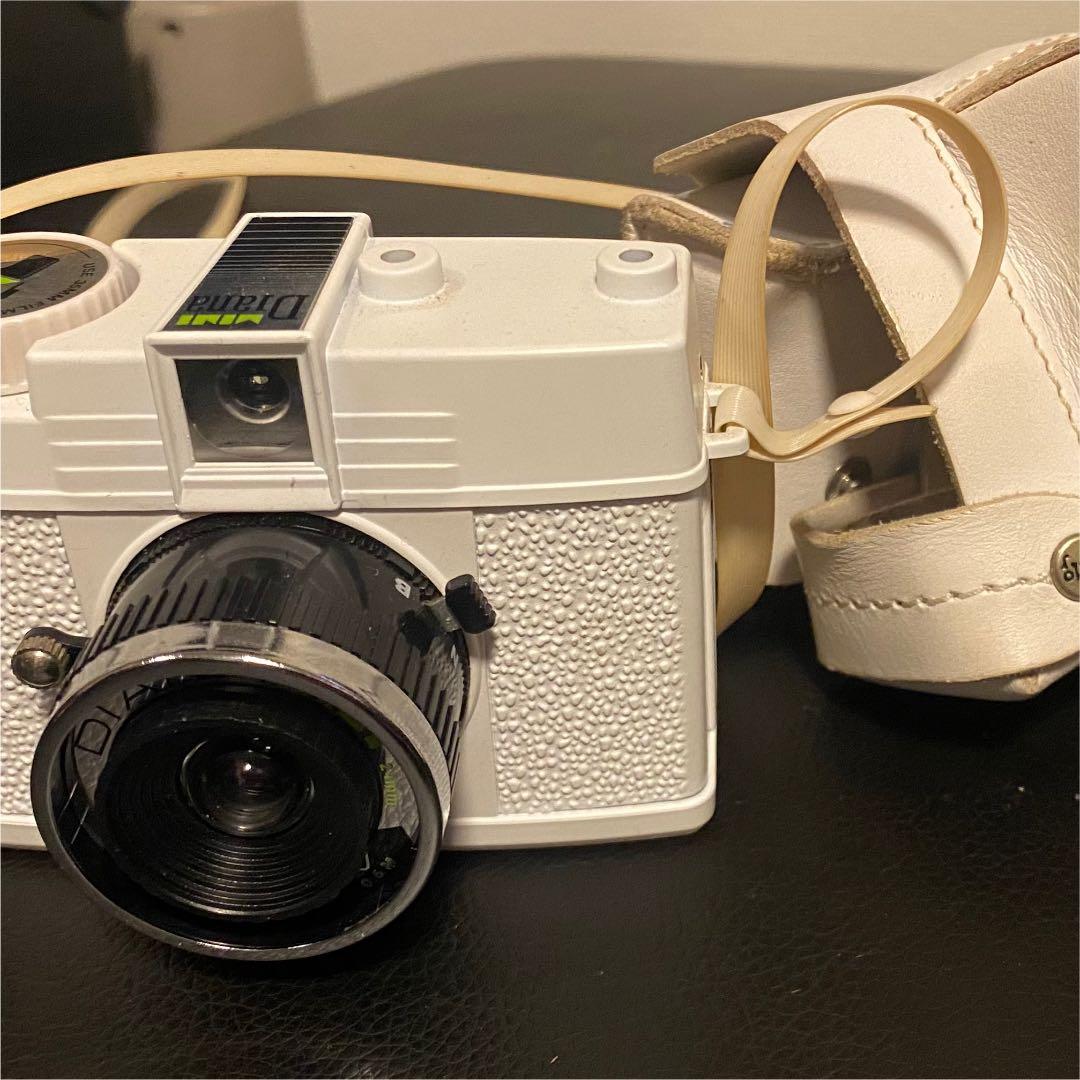 【レア】Lomo Diana mini ホワイト．グリーン　レザーケース付き