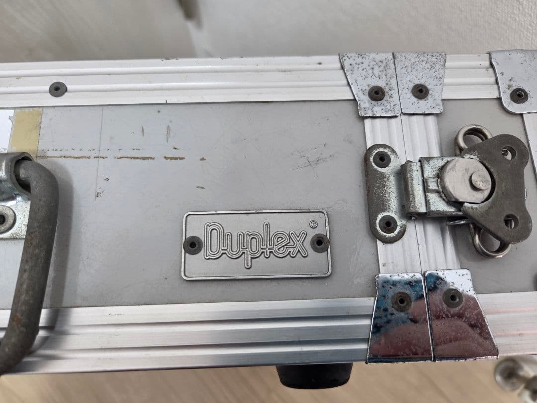 Duplex 1Uラックケース 放熱パンチングメタル使用