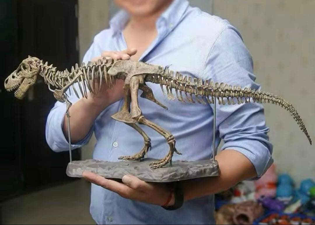 ジュラシックワールド 恐竜 フィギュア。