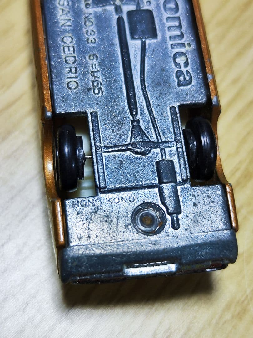 トミカ　日産　セドリック　香港