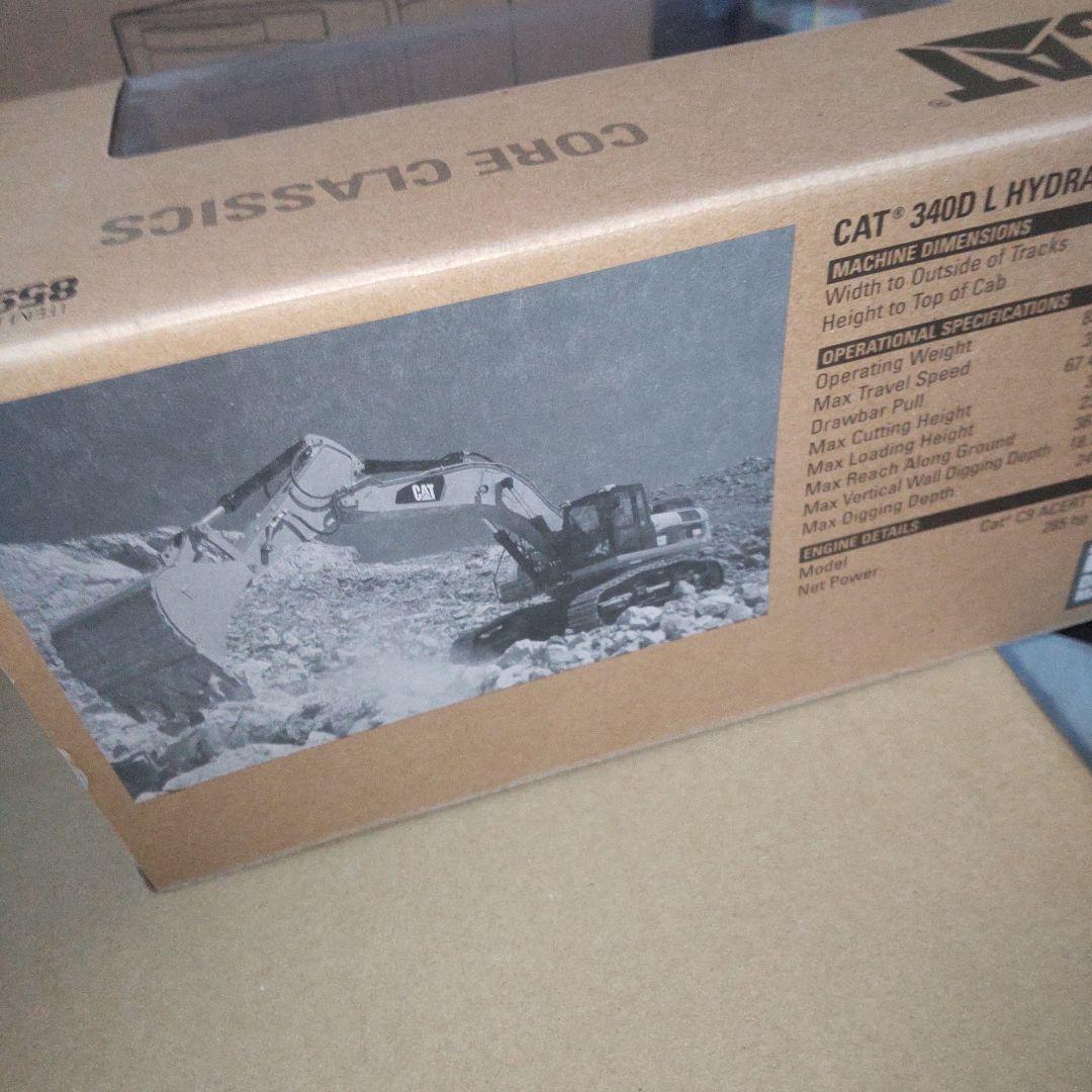 模型製作用品 CAT 340D L HYDRAULIC EXCAVATOR 1/50