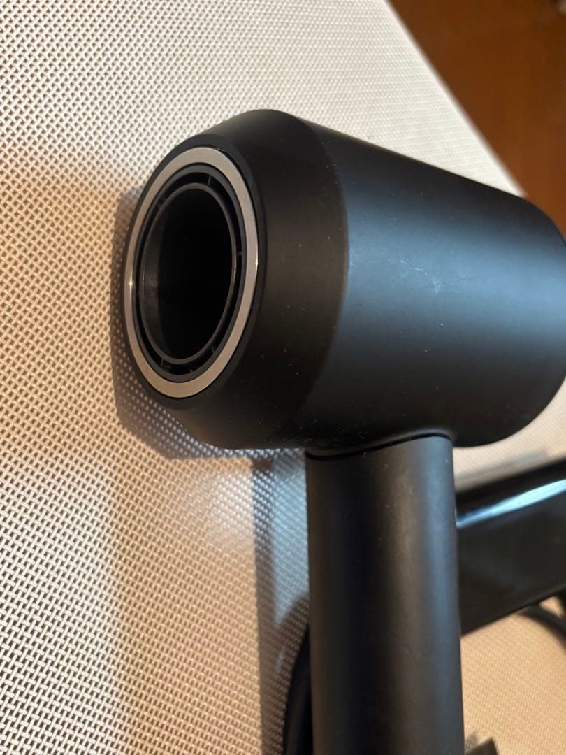 ダイソン Dyson Supersonic Ionic ブラック ヘアドライヤー