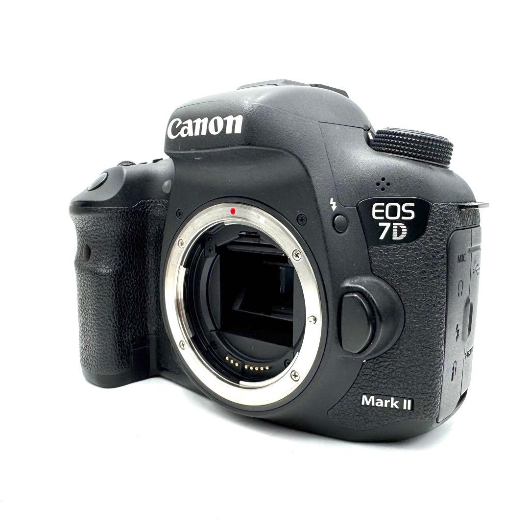 美品 CANON キャノン EOS 7D Mark II デジタル一眼レフ