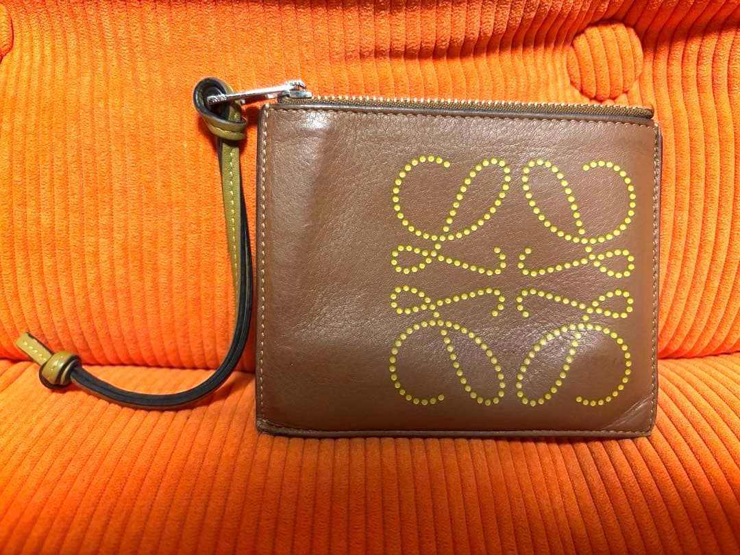 【本日22時までお値下げ中】LOEWE レザー ケース　ロエベ　財布