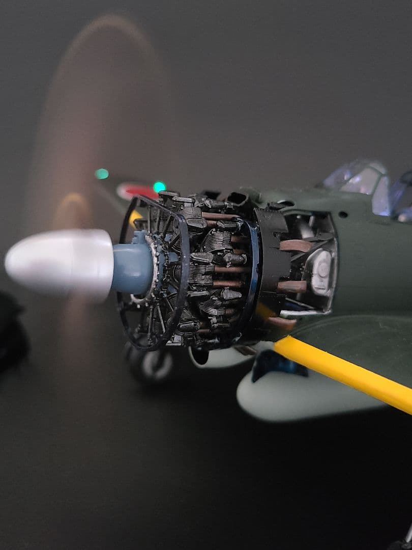 武蔵 タミヤ1/32 零式艦上戦闘機52型 リアルモーターライズ完成品