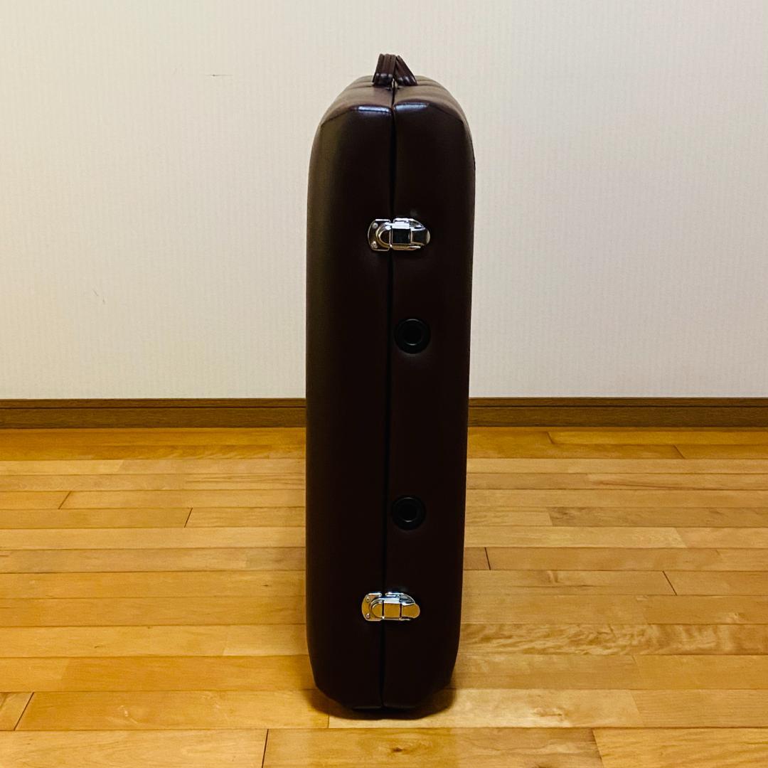 ワールドジェイビー マッサージベッド 有孔 折りたたみ式 ポータブル 送料込み