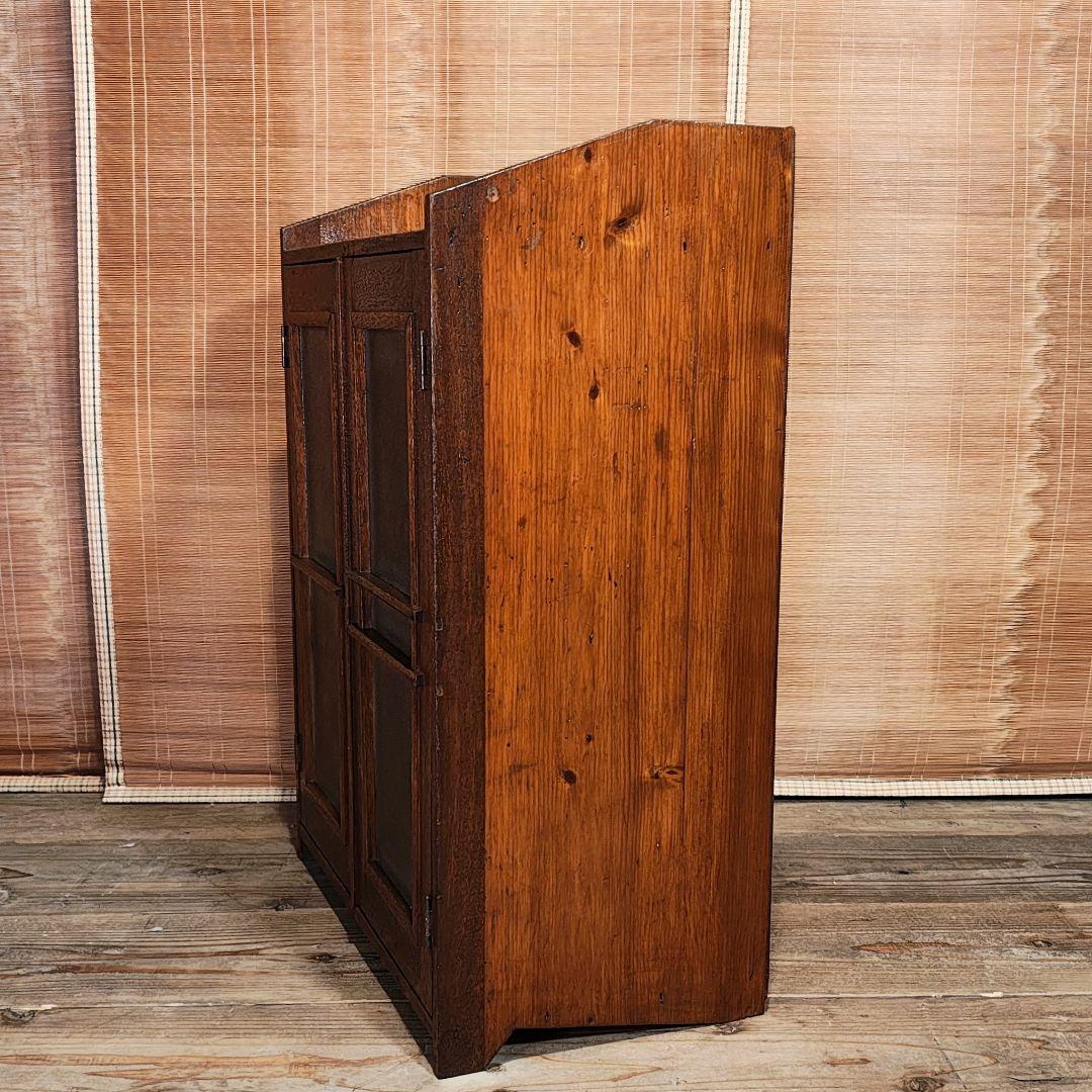 ガラス扉の棚　食器棚　本棚　昭和レトロ　古家具