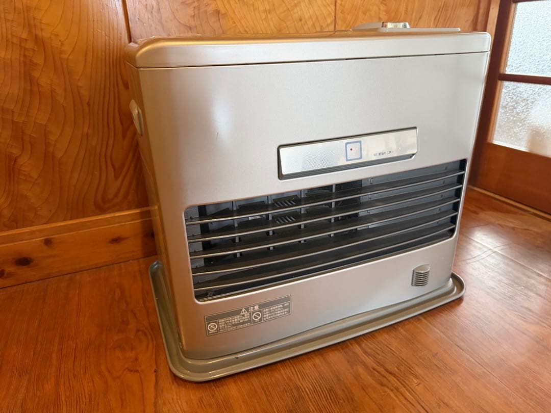 石油ファンヒーター　SHARP OK-S58CR ジャンク扱いでお願いいたします