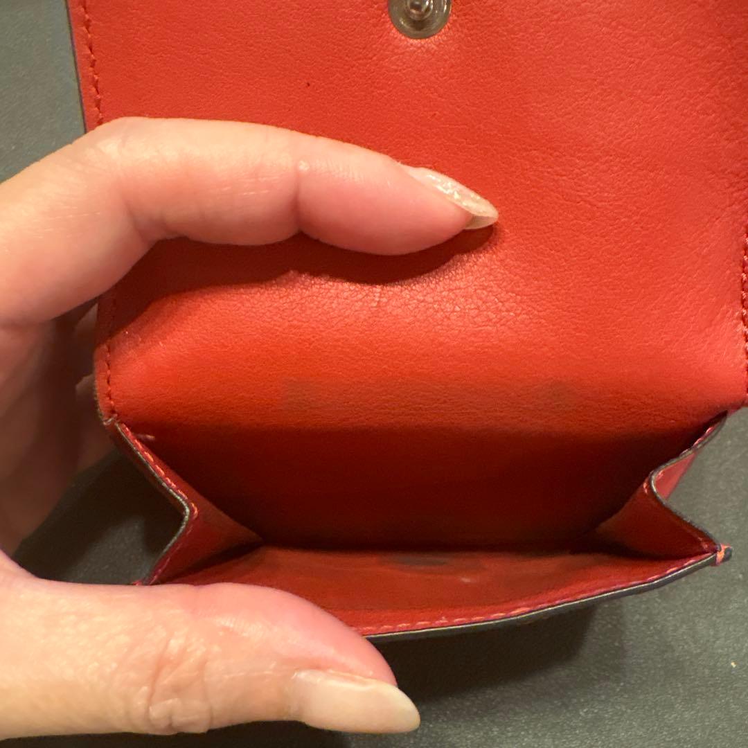 ロエベ LOEWE レザー三つ折り財布 赤 ピンク