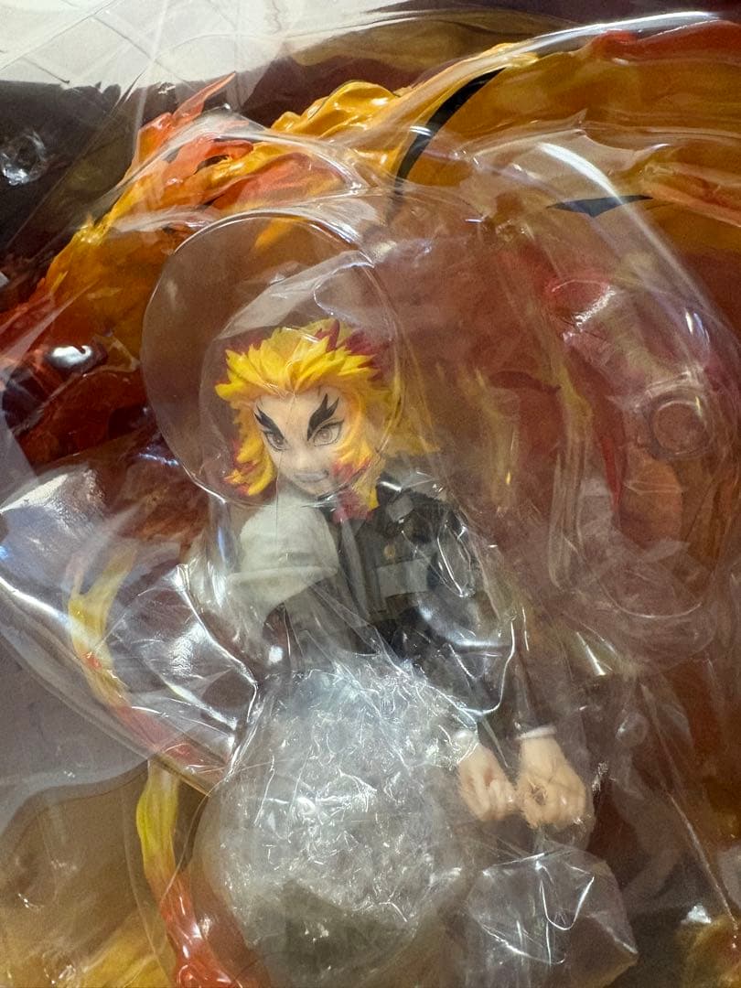 「鬼滅の刃」煉獄杏寿郎-炎の呼吸 奥義 玖ノ型・煉獄-1/8スケールフィギュア