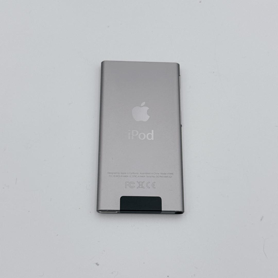 【ほぼ未使用】Apple iPod nano 16GB ME971J/A