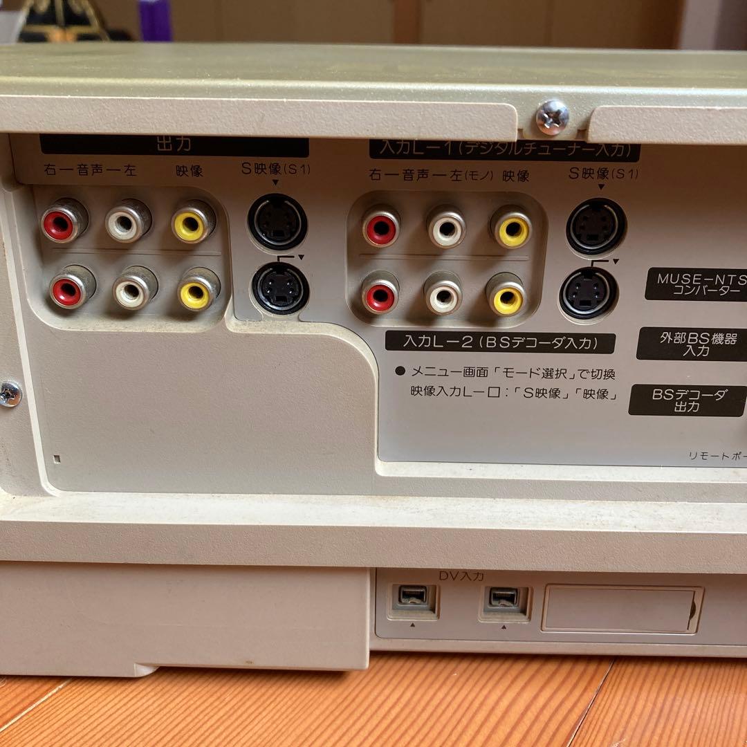 Victor・JVC HM-DR10000 (画像乱れ有り)