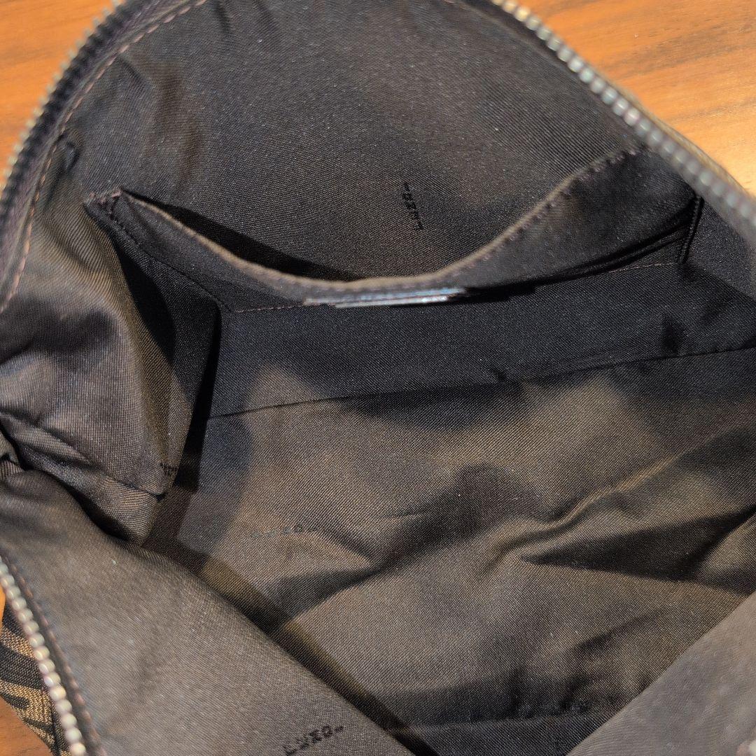 FENDI フェンディ ズッキーノ ワンショルダーバッグ