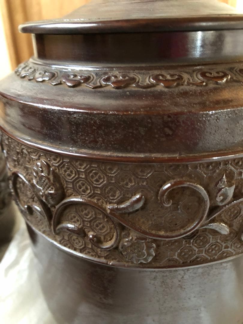 蠟型鋳銅　唐草文　皆具　須賀月真氏作　共箱入