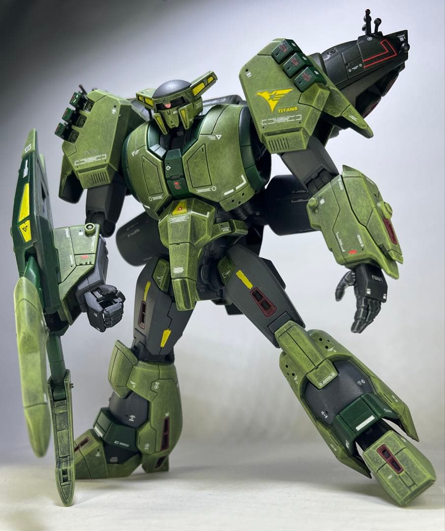 ガンプラ　全塗装完成品　HG PMX-002 ボリノーク・サマーン
