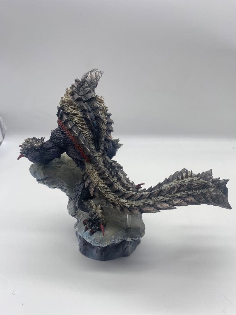 モンハン ジンオウガ亜種 フィギュア クリエイターズモデル モンハン部限定