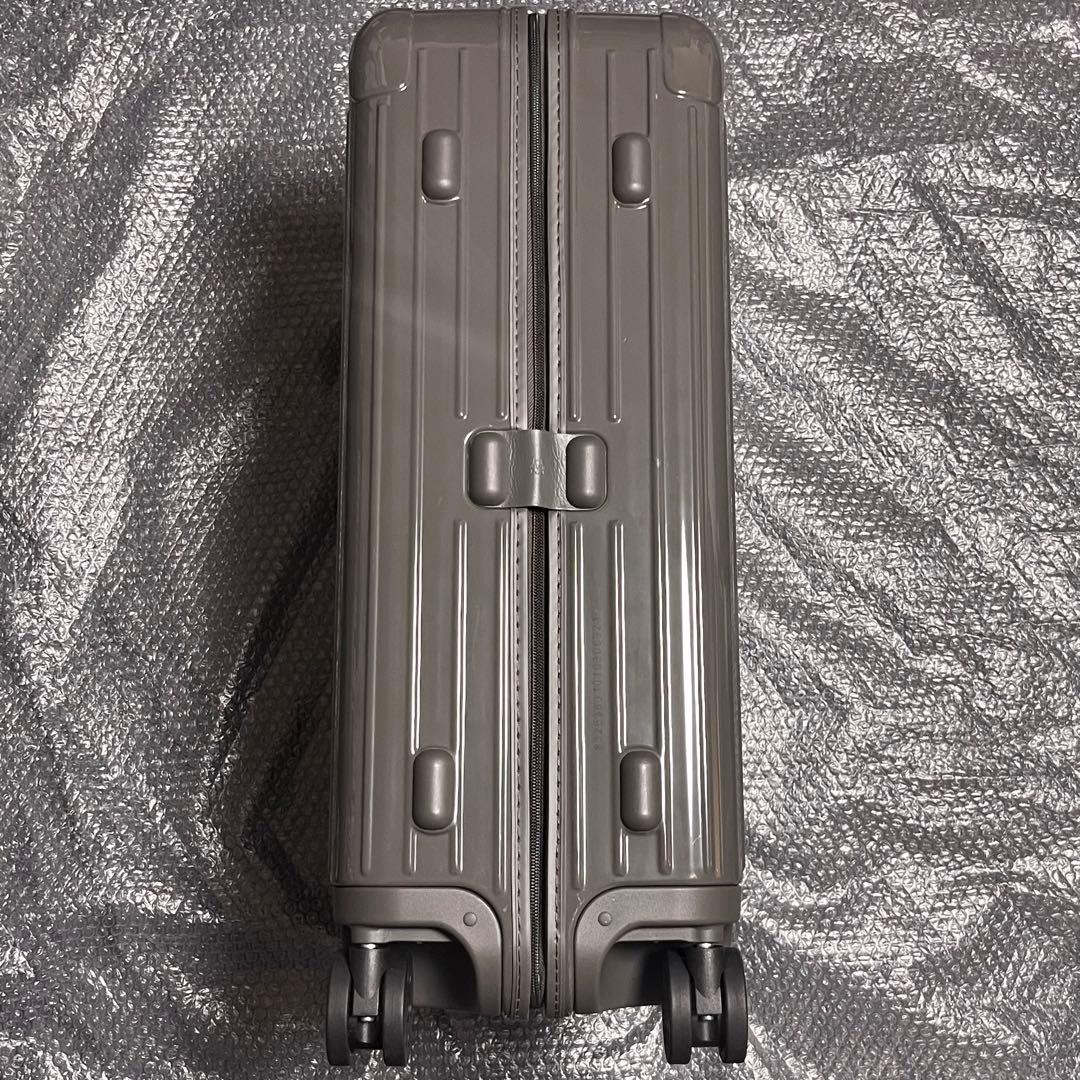 旅行かばん・小分けバッグ RIMOWA ESSENTIAL CHECK-IN M