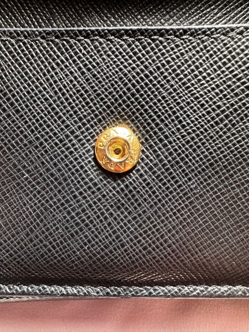 PRADA プラダ　サフィアーノ　ブラック 三つ折り財布