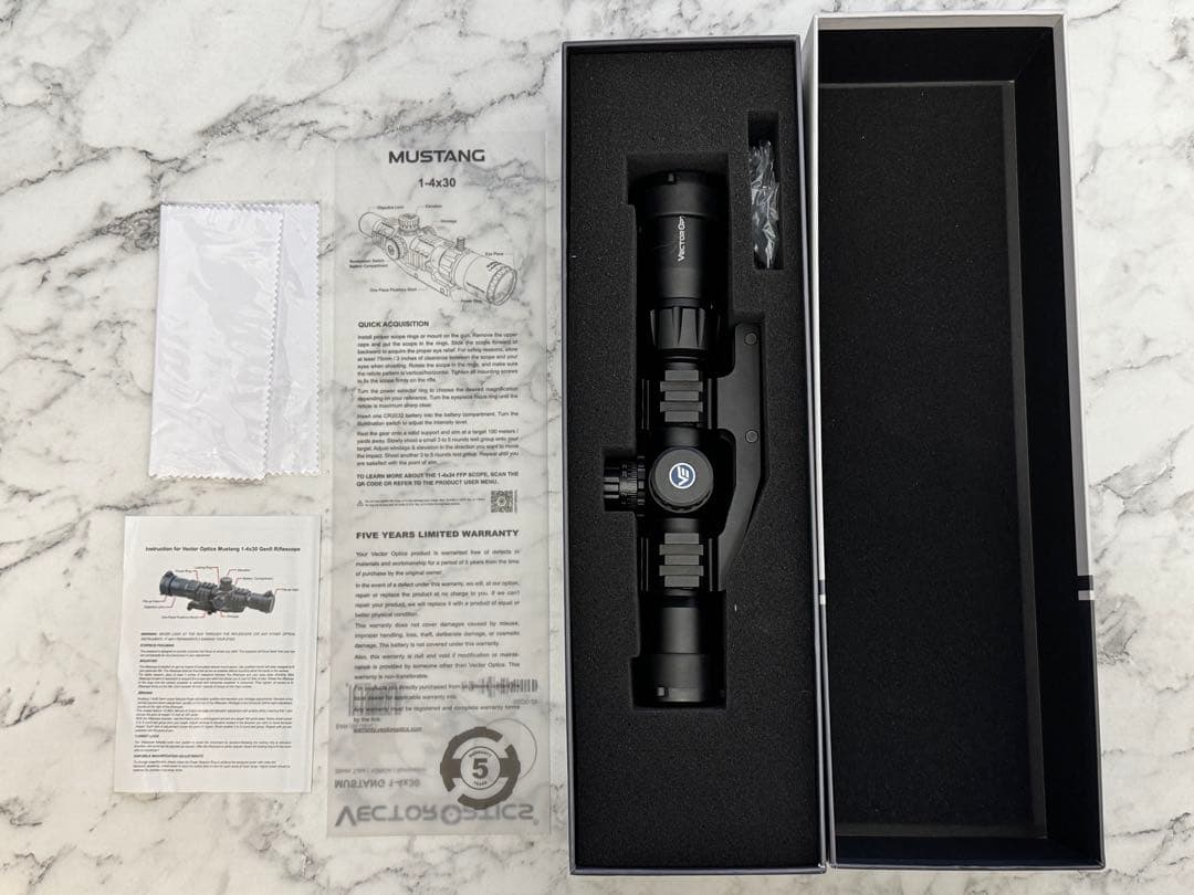 ハリケイン様確認用VECTOR OPTICS MUSTANG 1-4x24