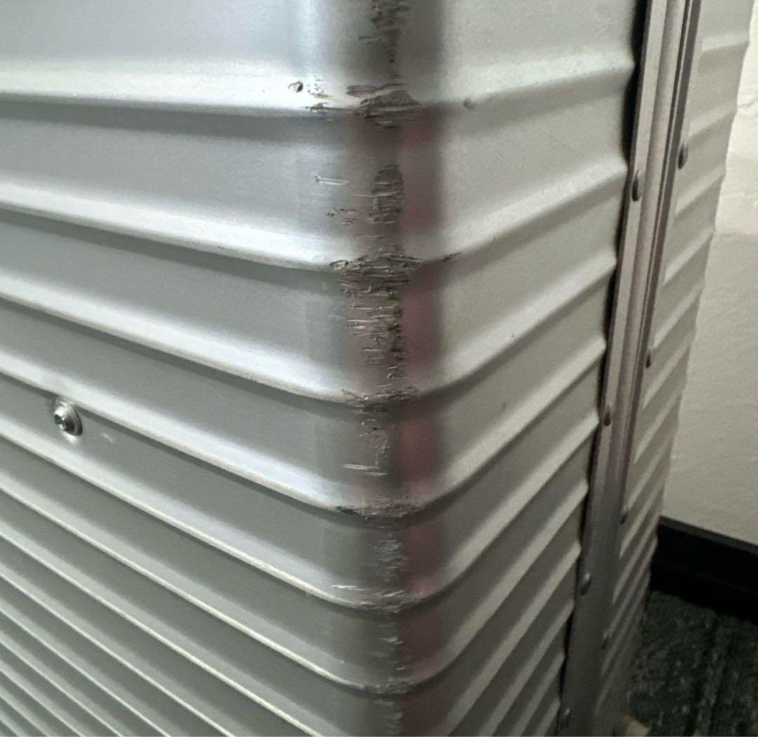 リモワ　トパーズ　青ロゴ　廃盤　希少な2輪キャスター　クラシックフライト　訳アリ