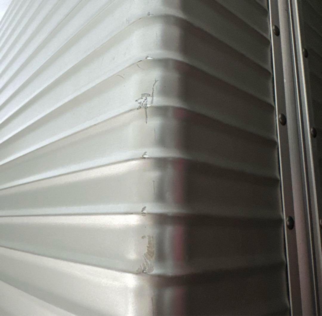 リモワ　トパーズ　青ロゴ　廃盤　希少な2輪キャスター　クラシックフライト　訳アリ