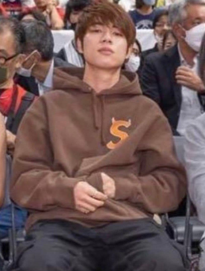 【希少】supreme　デビルパーカー　ツノロゴ　ブラック　堀米雄斗着用