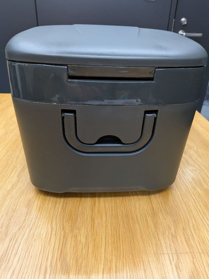 ドン・キホーテ車載冷蔵庫18L 中古