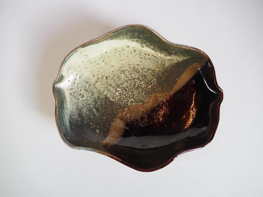 加藤十右衛門造『朝鮮唐津鉢』（共箱）