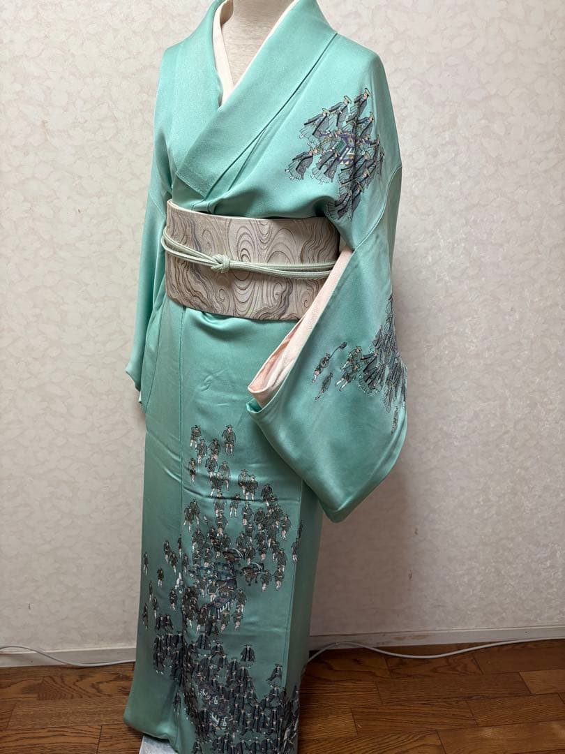 青木龍雲作大名行列訪問着