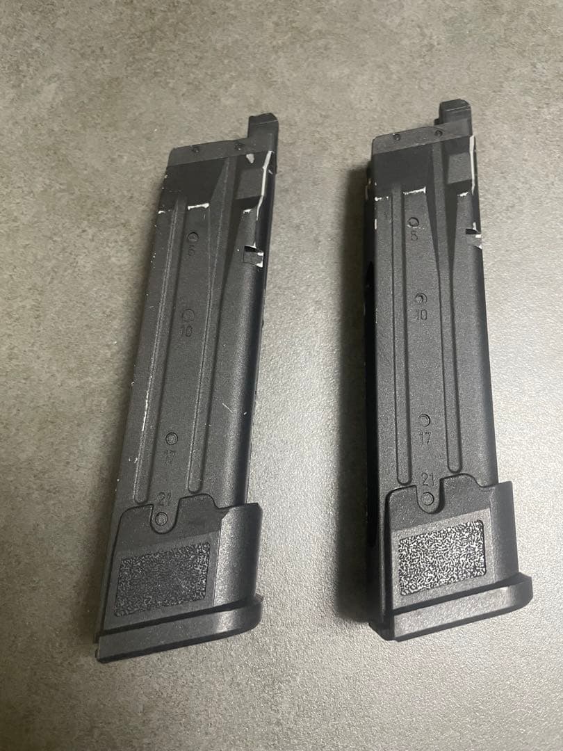 ライラクス　m17 co2 マガジン