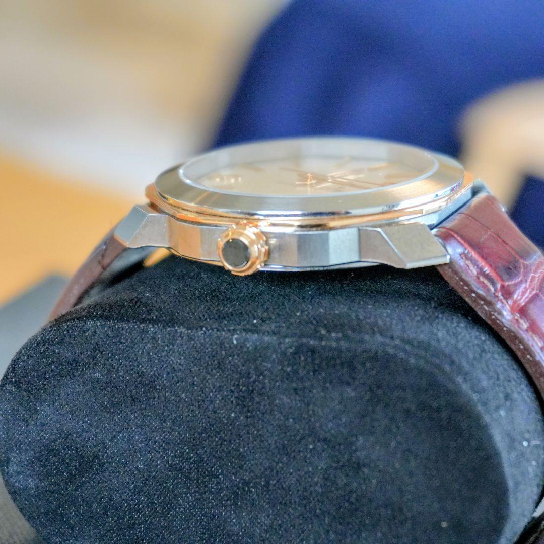 【美品・正規保証書付】ブルガリ オクト ローマ 102703 使用数回程度