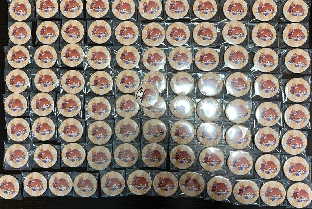 めいちゃん 僕等の色彩 缶バッジ こたつ 89個 サイン入り有り