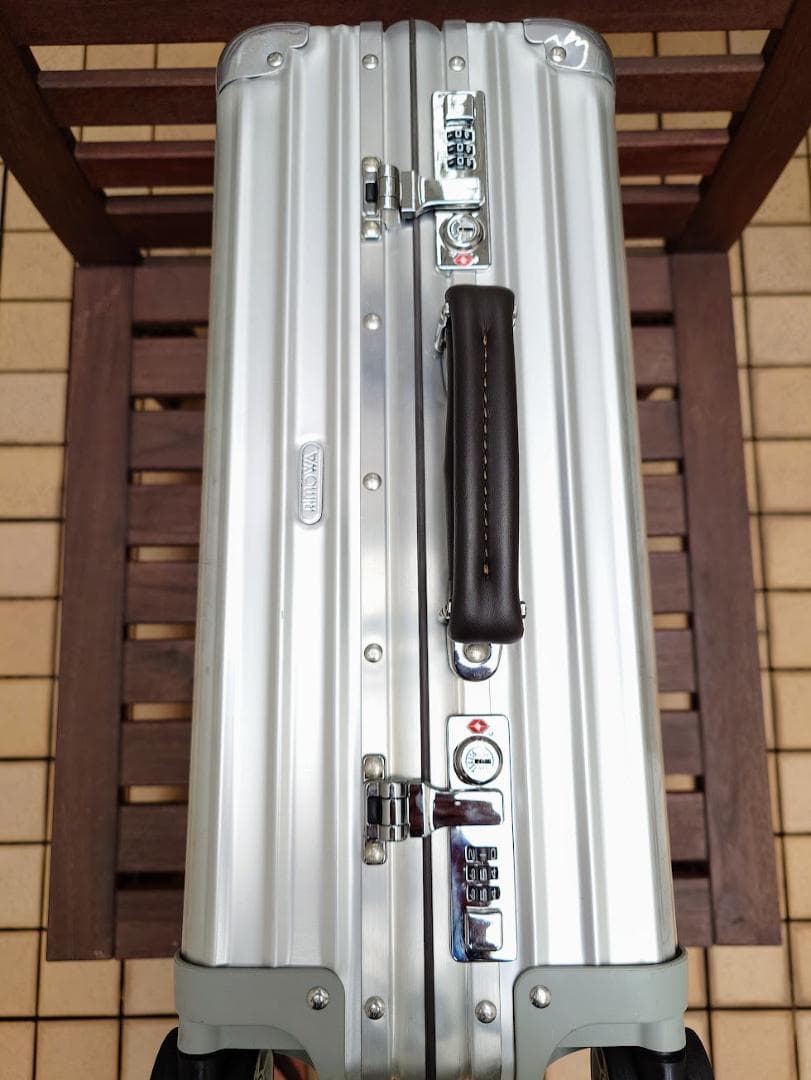 リモワ クラシックフライト 971.52.00.4 33L 4輪 TSAロック