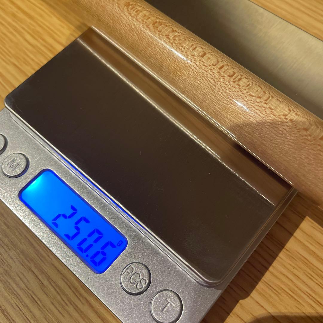 ビリヤード　ジャンプキュー