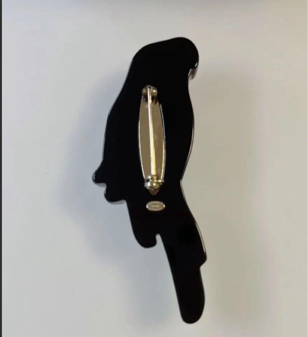 CHANELブローチ正規品未使用シャネル