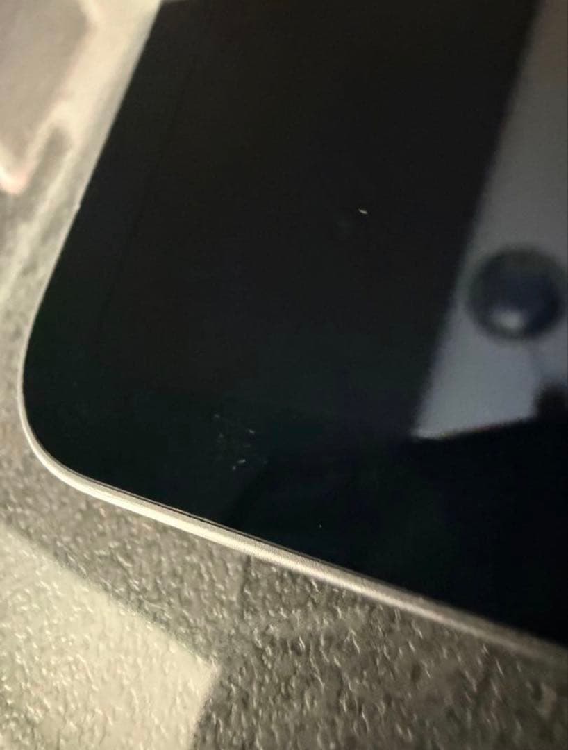 iPad Pro 12.9インチ 第４世代 ガラスフィルム付き WiF