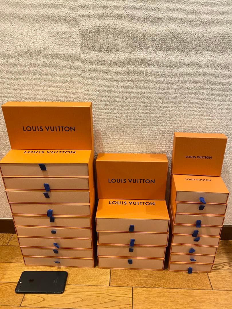 LOUIS VUITTON箱、新品未使用3種類25個セット