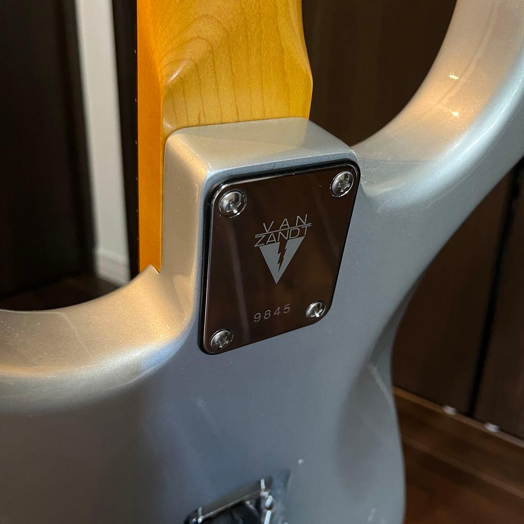 Vanzandt STV-R2 リフィニッシュ済 ワンオーナー フェンダーヘッド